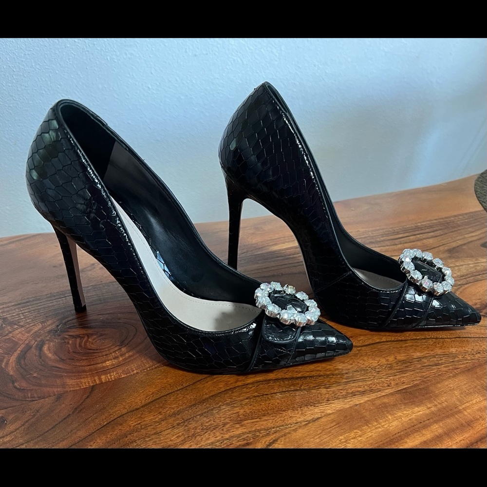 Schutz black heels,size 8.5. New,never been worn,missing box